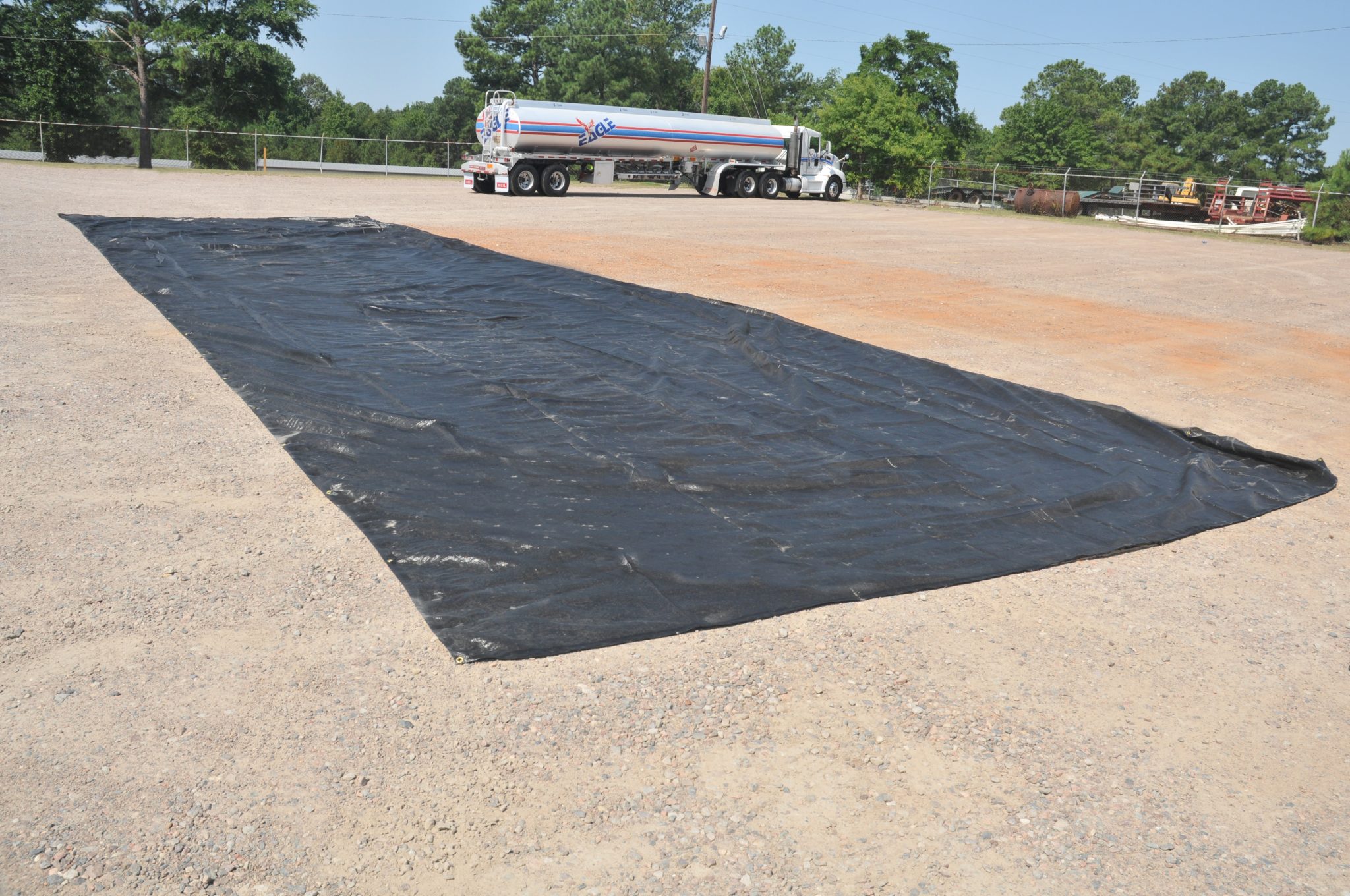 Ground Tarp Plus, 12' x 450' Roll, 130 mil EEnvironmental Solutions