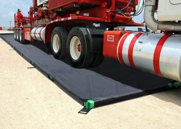 Foam Wall Plus Berm, 10' x 10', 24 mil PVC