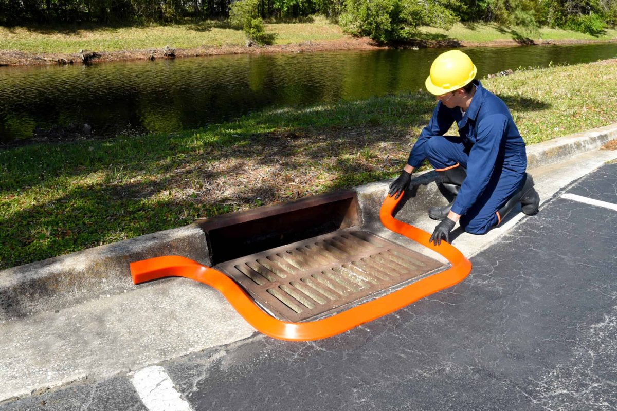 Spill Berm, 10 Foot Length, Orange